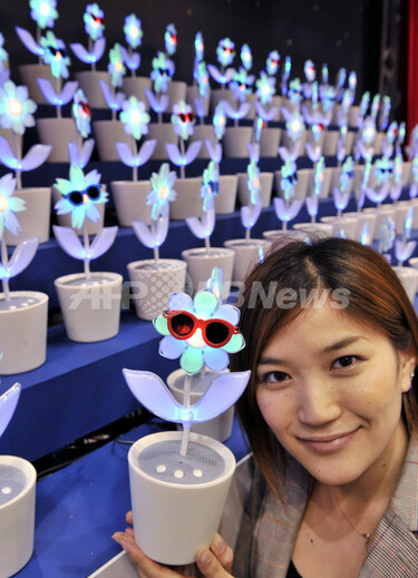 フラワーロックの最新版が登場、東京おもちゃショー 写真4枚 国際