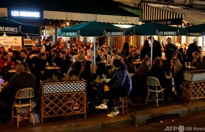 買いだめに散髪、パリ大脱出…2度目の都市封鎖、仏市民は大わらわ