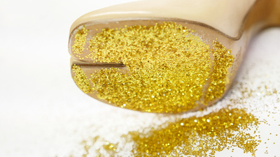 「メゾン マルジェラ」新作『タビ』シューズ、ポップアップストア開催