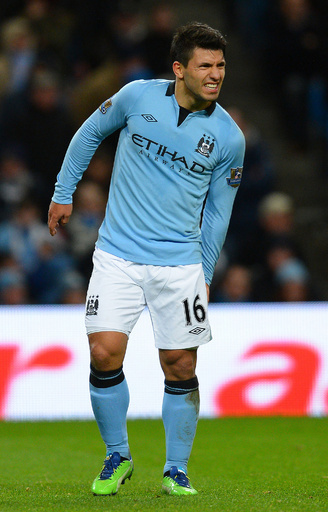 アグエロがハムストリングを負傷、2週間の戦線離脱へ