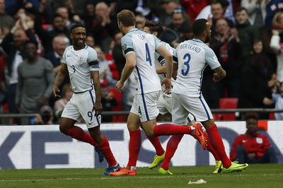 イングランドが無傷の5連勝、代表復帰のデフォーが先制点 W杯欧州予選