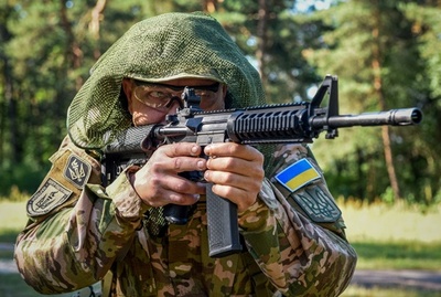 EU、ウクライナ軍の大規模訓練検討へ