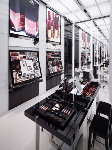 CHANEL AOYAMAの2つの新しいサービスに注目