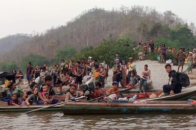 ミャンマー軍の空爆逃れ3000人が越境 タイ当局が強制退去か