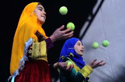 国際NGO「子どものためのサーカス」、アフガン首都で公演