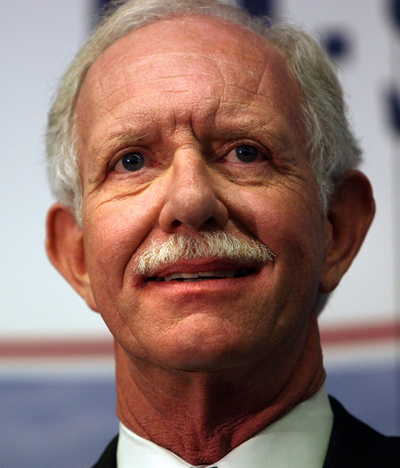 「ハドソン川の奇跡」のサレンバーガー機長が引退 米国