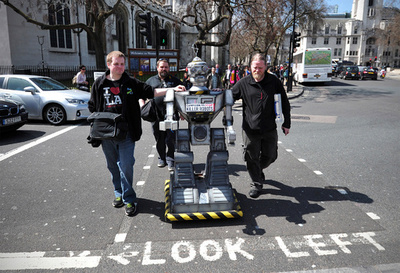 「殺人ロボット」禁止キャンペーンを開始、HRW