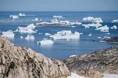 氷の消失、地球気温0.4度上昇の原因に 研究
