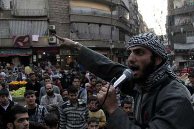 アルカイダ、ISILとの関係を否定