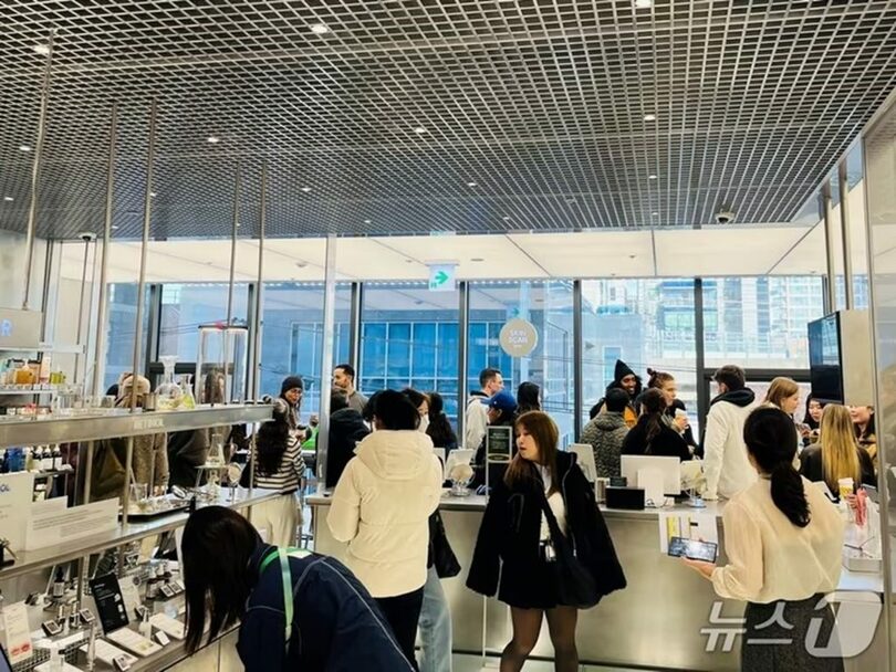 ソウル・聖水洞のオリーブヤングN聖水店3階(c)news1