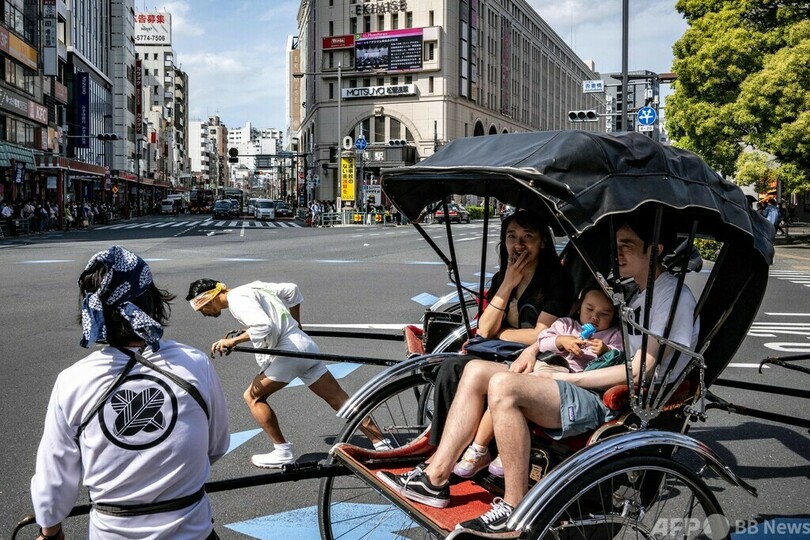 GWスタート、浅草寺もにぎわい