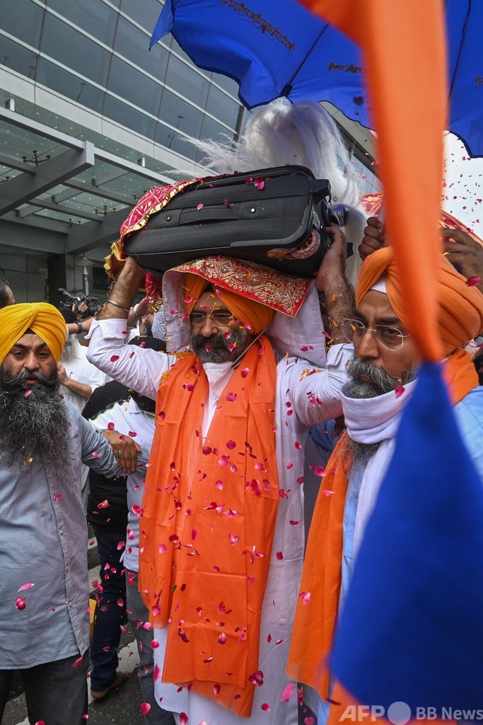 シーク教の聖典、タリバン制圧下のアフガンからインドに