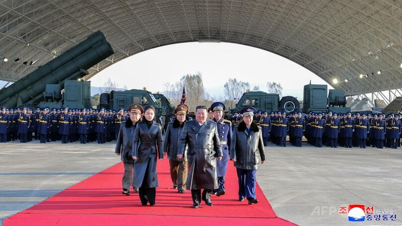 金正恩氏、空軍に「戦略的軍事資産」の配備を発表