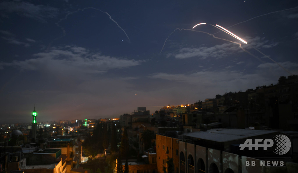 イスラエル軍のミサイル攻撃で3人負傷、シリア国営メディアが報道 イスラエル軍のミサイル攻撃で3人負傷、シリア国営メディアが報道