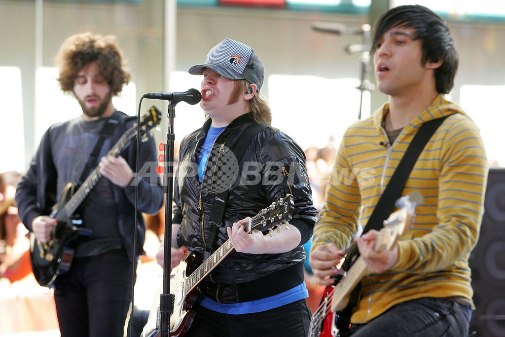 フォール アウト ボーイ Today Show のコンサートシリーズに出演 国際ニュース Afpbb News フォール アウト ボーイ Today Show のコンサートシリーズに出演 国際ニュース Afpbb News