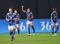 第19回アジア競技大会、サッカー女子準決勝、中国対日本。2点目のゴールを決めて喜ぶ谷川萌々子（中央、2023年10月3日撮影）。(c)Jung Yeon-je/ AFP