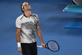 全豪オープンテニス、男子シングルス4回戦。勝利を喜ぶロジャー・フェデラー（2017年1月22日撮影）。(c)AFP/WILLIAM WEST