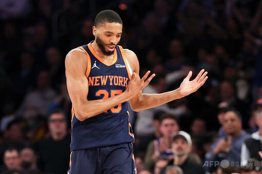 ピストンズがPO連敗記録ストップ クリッパーズも1勝1敗に戻す 写真7枚