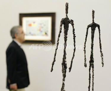 ロンドンで競売大手2社の絵画オークション、3日間で約633億円を記録