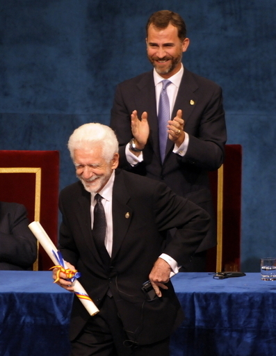 「携帯電話の機能は複雑になりすぎた」、生みの親M・クーパー氏