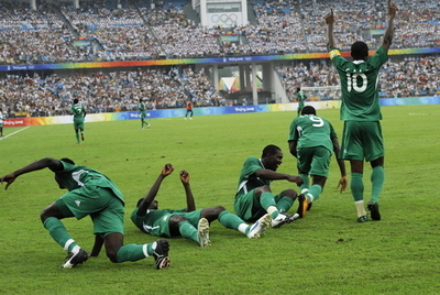 ナイジェリア 米国を下し決勝トーナメント進出
