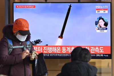 北朝鮮、日本海に飛翔体発射 弾道ミサイルか