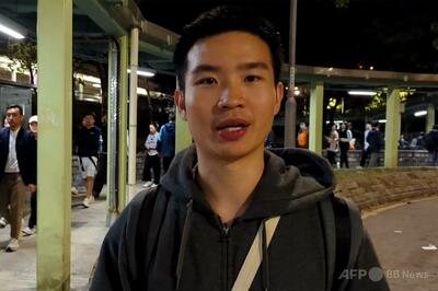 香港の火災調査要求の男性、拘束報道後に警察署から解放か