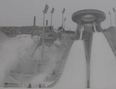 北京冬季五輪のスキー競技場 降雪に合わせ造雪急ぐ