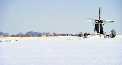 豪雪を歓迎するオランダ警察、大麻摘発などの助けに