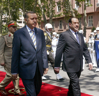 トルコ、イラク両首相、クルド人武装組織一掃へ向けた相互協力に合意