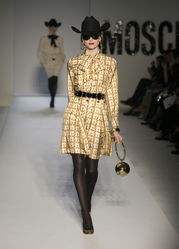 「モスキーノ」「ラブモスキーノ」「フェレッティ」のオータム・フェアに注目、9月20日まで