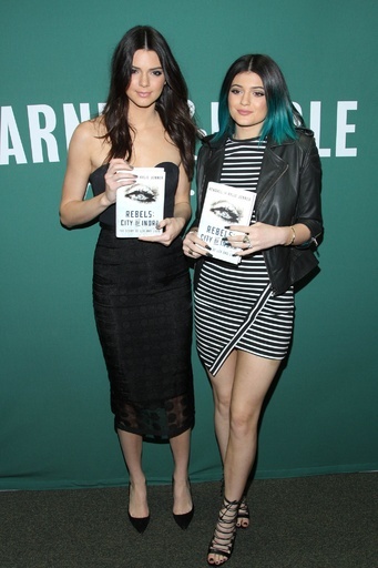 ケンダル＆カイリー姉妹、小説家デビュー