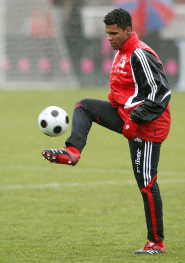 ブレーノ バイエルンの2008年チーム初練習に参加