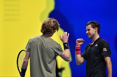 ティエムがルブレフにストレート負け ATPファイナルズ