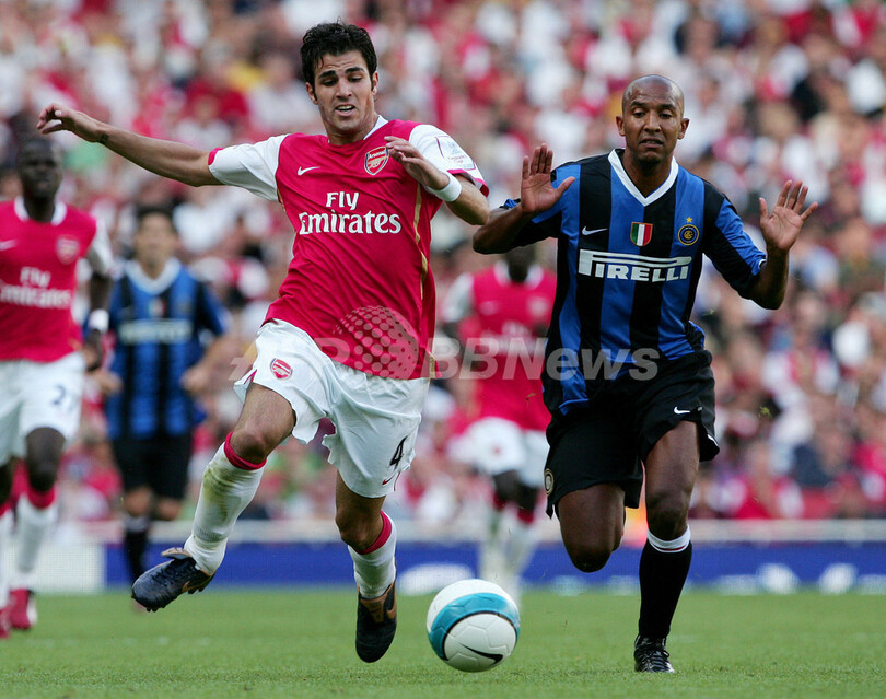 アーセナル インテルを降しエミレーツ・スタジアム・カップを制す