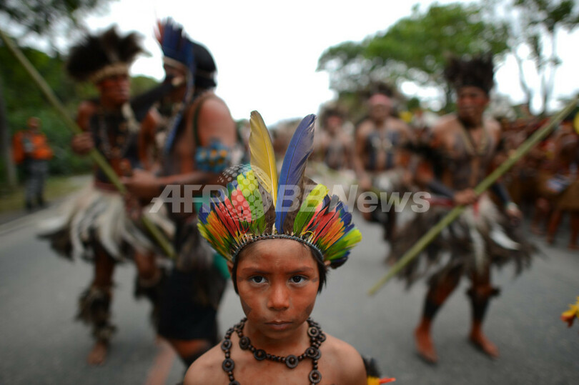 グリーン経済は「人道に対する罪」、先住民らが「リオ＋20」批判