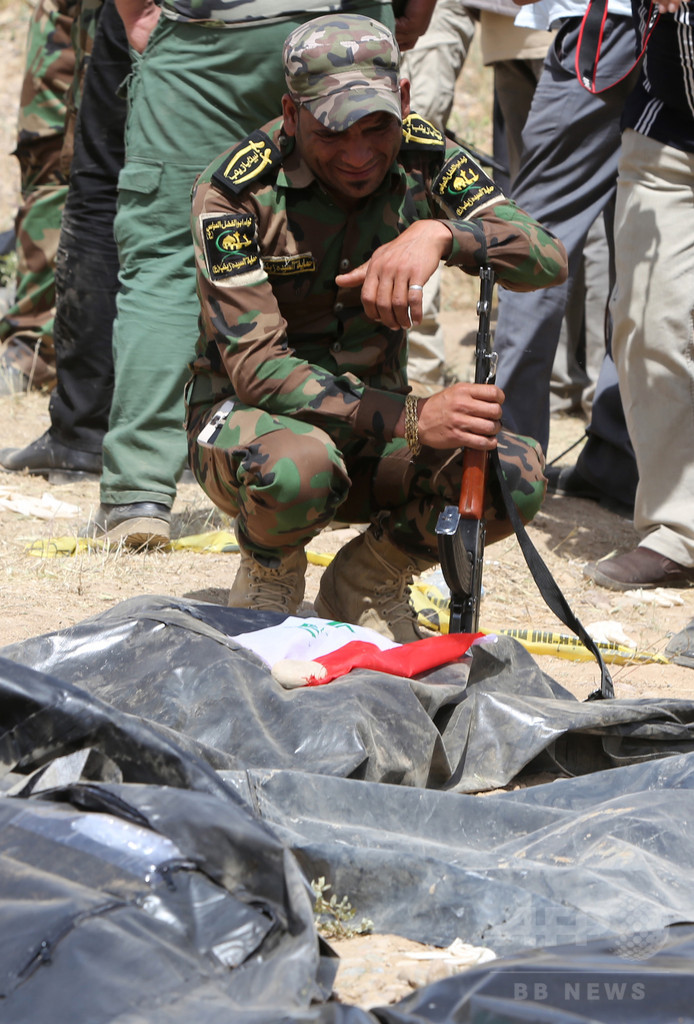 ティクリートで470人の遺体収容、ISが虐殺の兵士か イラク