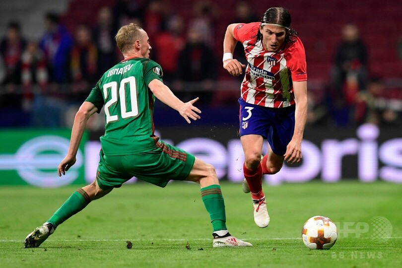 フィリペ ルイスが左脚骨折 W杯制覇目指すブラジル代表に暗雲 写真1枚 国際ニュース Afpbb News