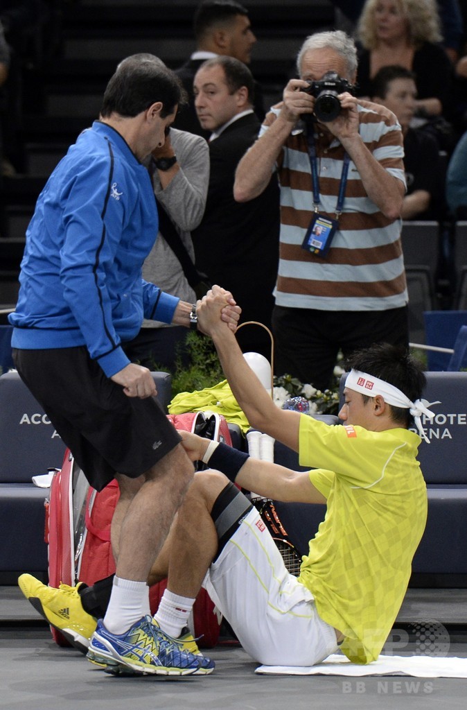 錦織、パリ・マスターズ3回戦で棄権 ファイナルまでに調整へ