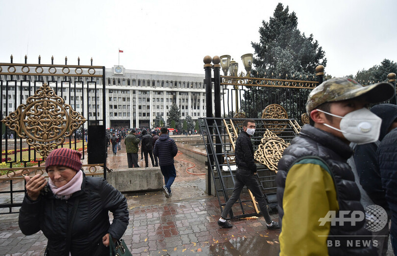 キルギス反政府デモで1人死亡 選管、議会選の結果無効に