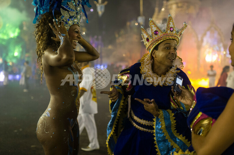 サンパウロのカーニバル、華やかに開幕