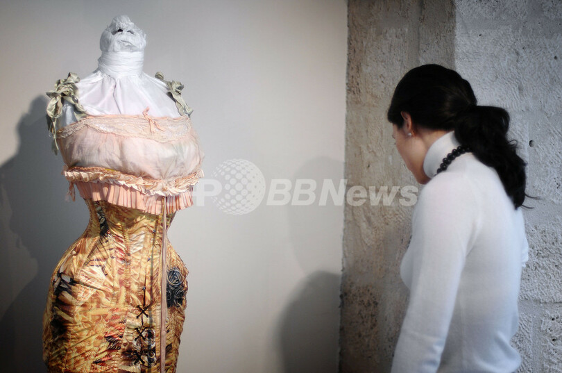 『男性用コルセット』、次なるおしゃれアイテムとして浮上？ - フランス