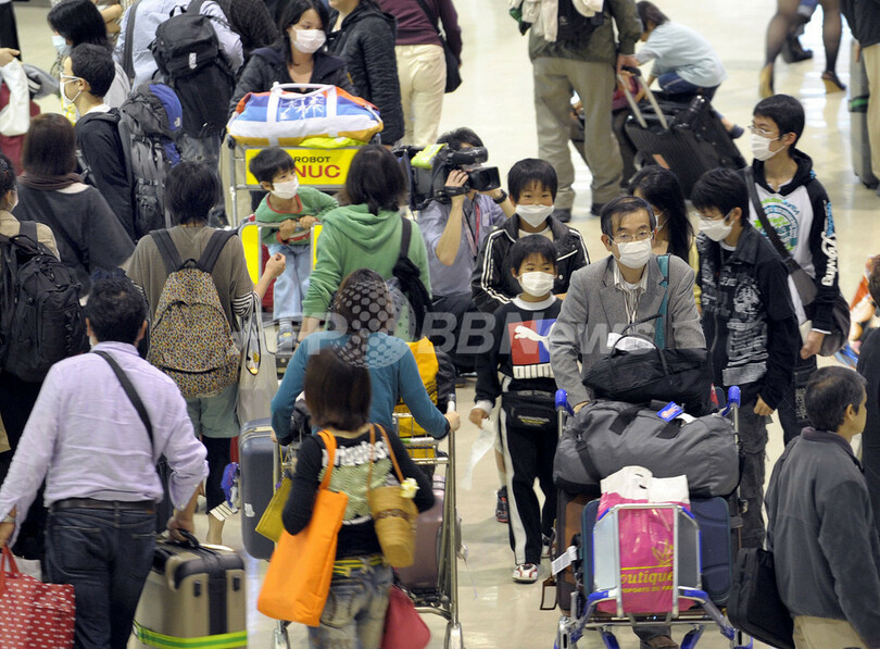 成田空港が帰国ラッシュ