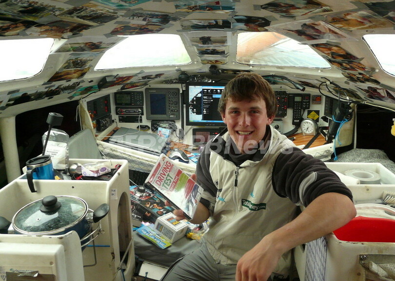 英17歳少年、ヨット世界一周の最年少記録を更新