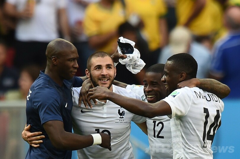 フランス、ポグバの活躍でナイジェリアに競り勝ち8強