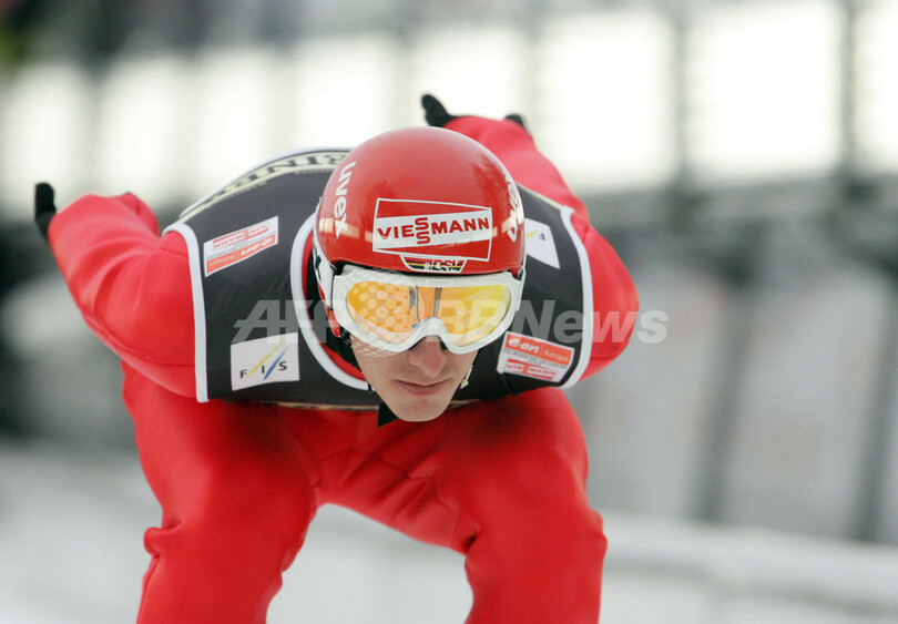 ＜ノルディックスキー・ジャンプ 06-07W杯・第23戦＞オーストリアチーム 今季団体初優勝を果たす - ドイツ