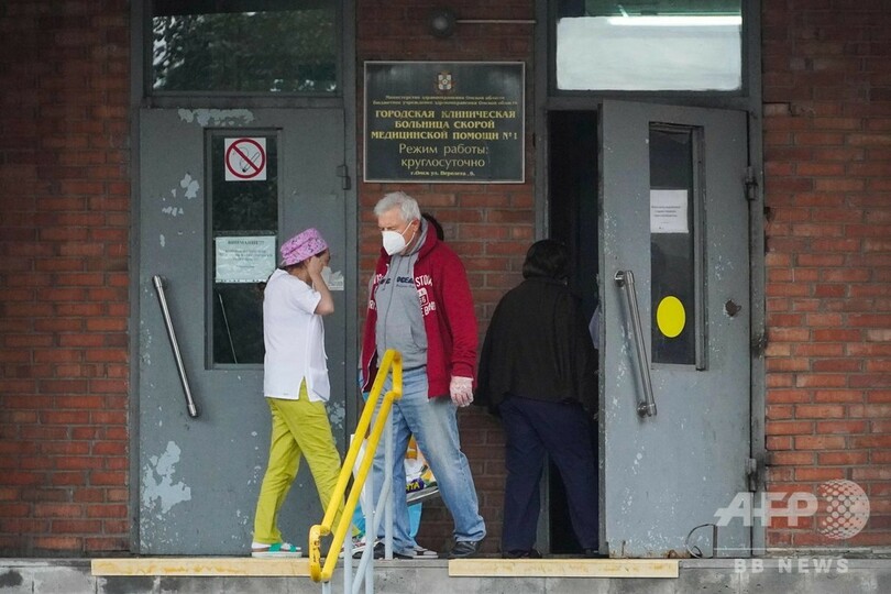 ロシア野党指導者ナワリヌイ氏、意識不明で集中治療室に搬送 紅茶に毒か