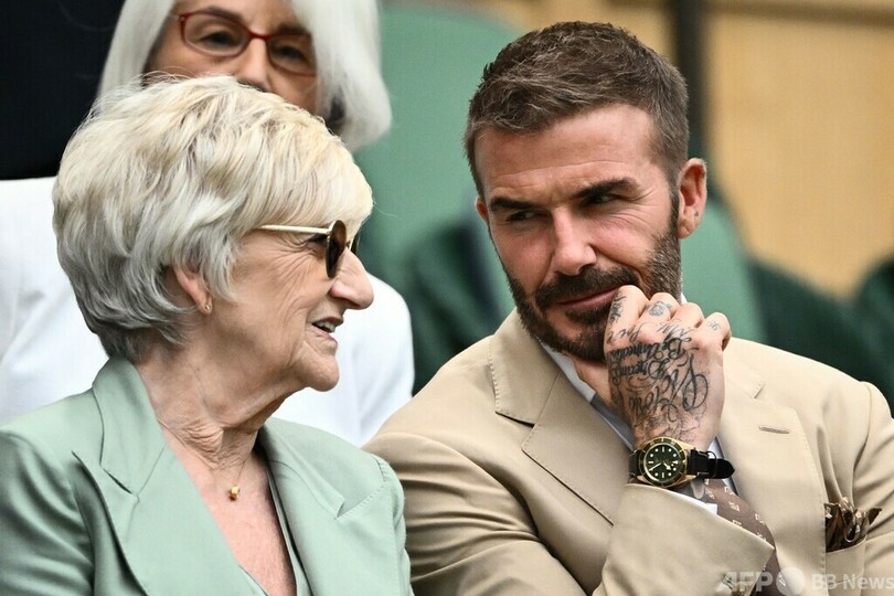 ベッカム氏がロイヤルボックスで観戦 ウィンブルドン