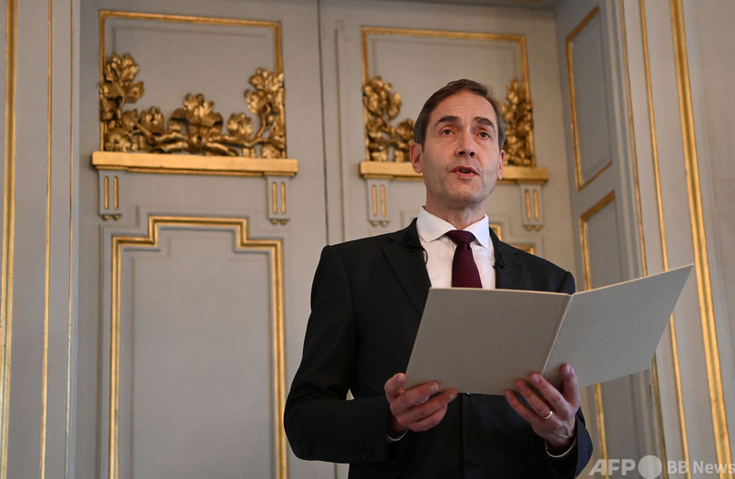 ノーベル文学賞、タンザニア出身の作家グルナ氏に