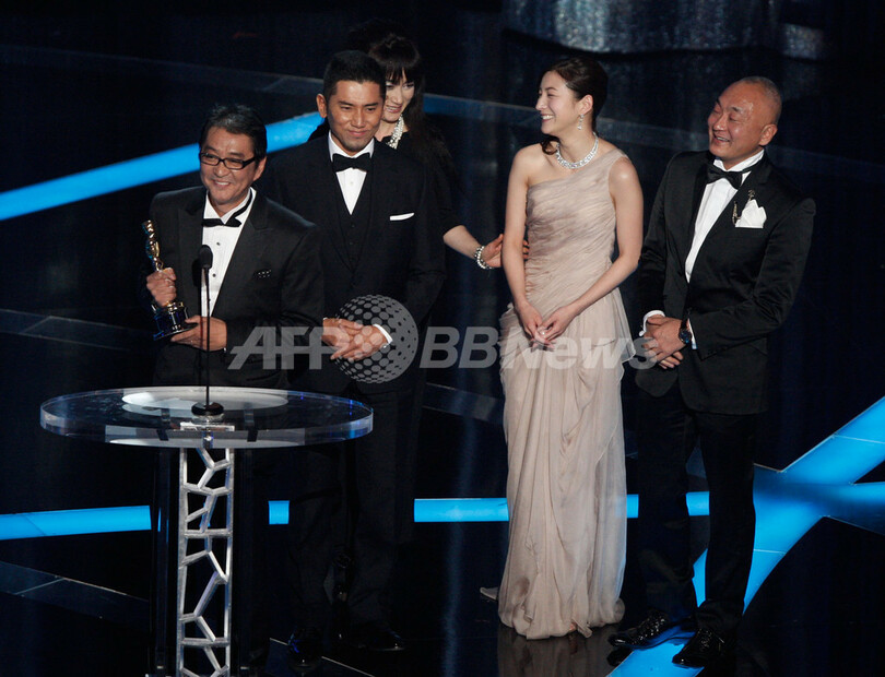 第81回アカデミー賞、広末涼子のファッションをチェック